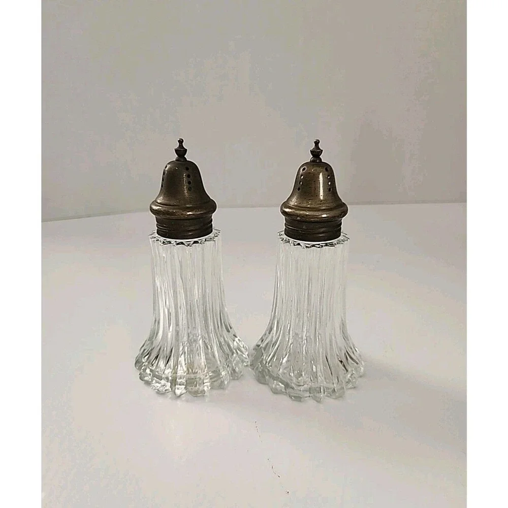 Vintage Crystal by Leonard Silver Plated Salt, Pepper Shaker Set HONG KONG